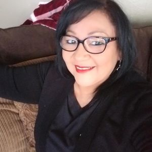 Meet your Posher, Suzanne